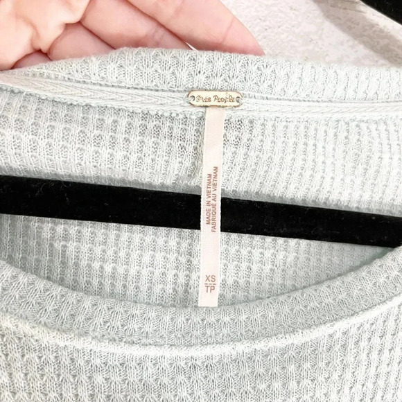 Free People Casual Clash Balloon Sleeve Thermal Top Mint Green Boho Blouse XS - Picture 5 of 7